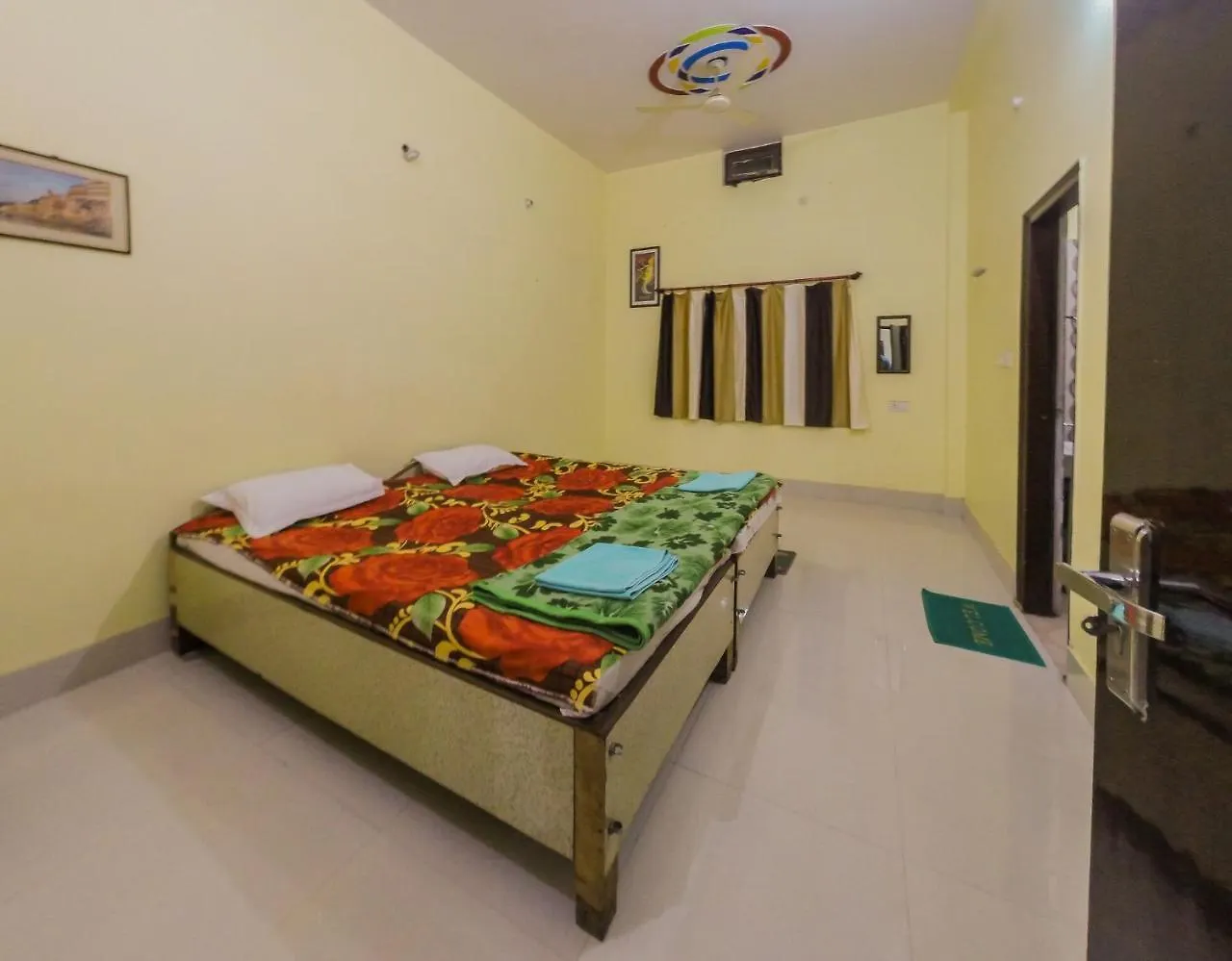 Gangotri Paying Guest House