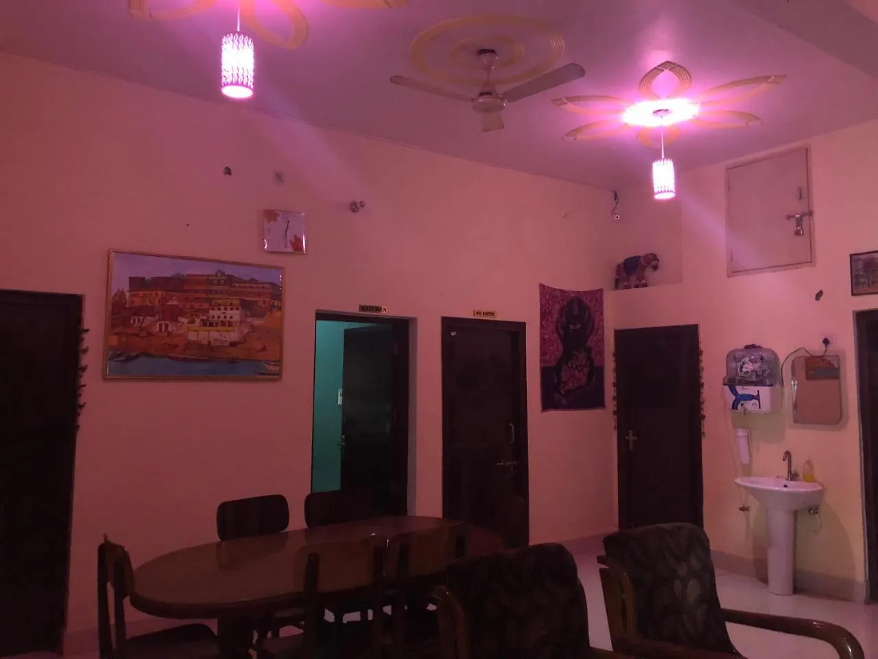 Hotel Gangotri Paying Guest House